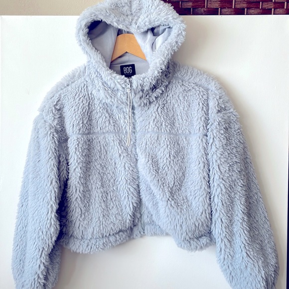 Urban Outfitters BDG XS Grey-Blue Cropped Furry hooded Jacket. NWT - Picture 1 of 6